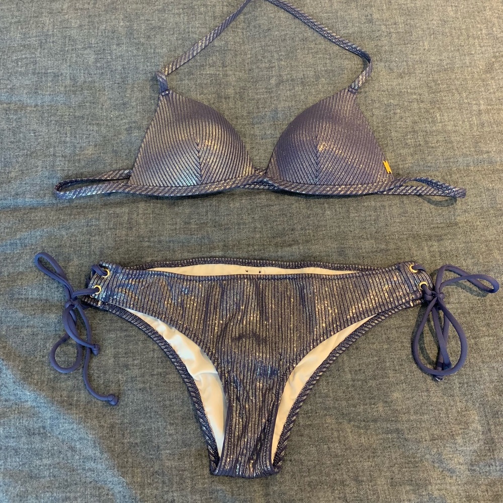 Victoria’s Secret bikini - PINK